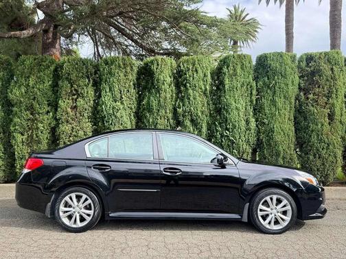 2013 Subaru Legacy Premium