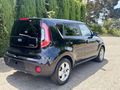 2017 Kia Soul Base