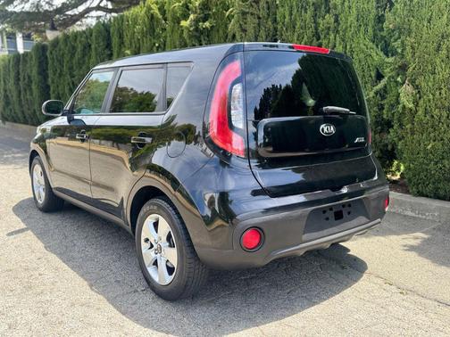 2017 Kia Soul Base