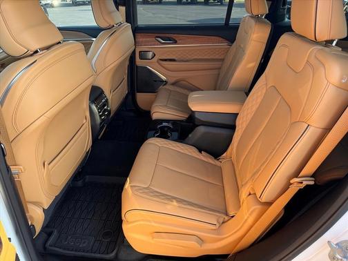 2024 Jeep Grand Cherokee L Summit