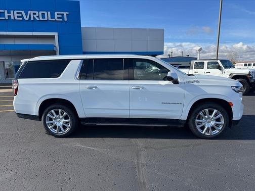 2023 Chevrolet Suburban High Country