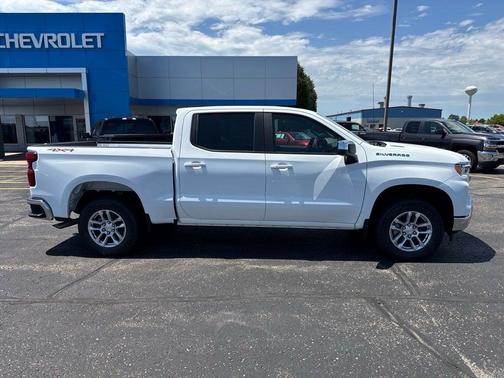 2025 Chevrolet Silverado 1500 LT