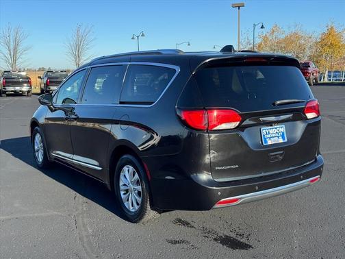 2019 Chrysler Pacifica Touring-L