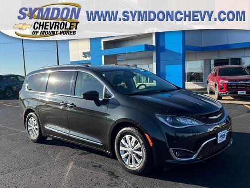 2019 Chrysler Pacifica Touring-L