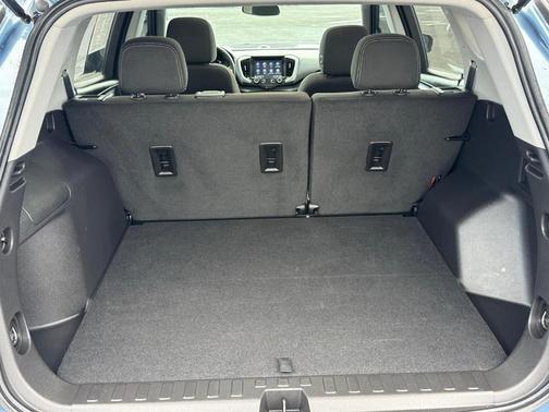 Metallic 2024 GMC Terrain SLE