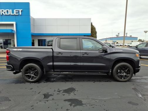 2023 Chevrolet Silverado 1500 Custom