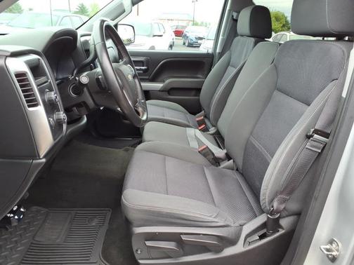 Silver Ice Metallic 2017 Chevrolet Silverado 1500 LT