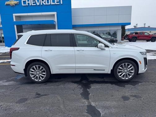 2024 Cadillac XT6 Premium Luxury AWD