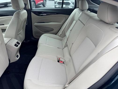 2018 Buick Regal Sportback Preferred II