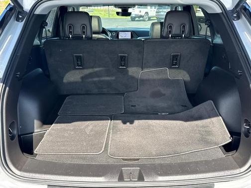 Silver Ice Metallic 2021 Chevrolet Blazer 3LT