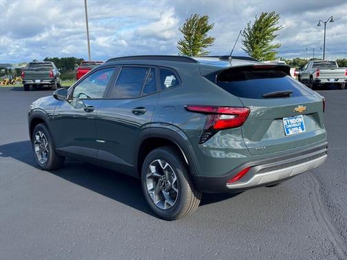 2025 Chevrolet Trax LT