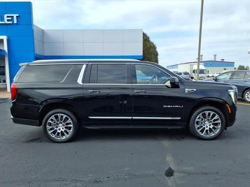 2025 GMC Yukon XL Denali