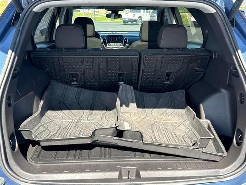 Lakeshore Blue Metallic 2024 Chevrolet Equinox LT