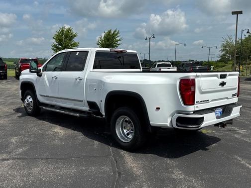 2024 Chevrolet Silverado 3500 High Country