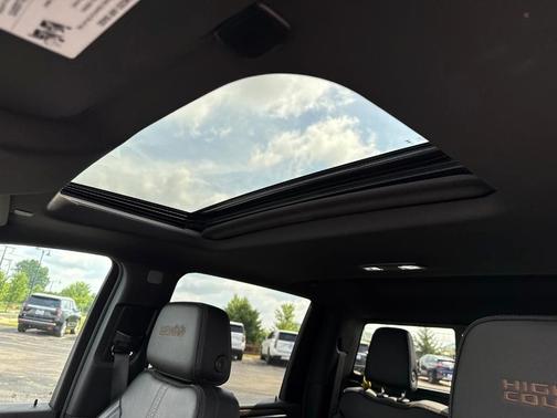 2024 Chevrolet Silverado 3500 High Country