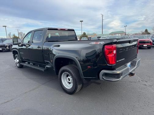 2022 Chevrolet Silverado 3500 WT