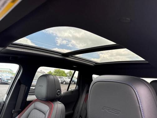 Mosaic Black Metallic 2026 Chevrolet Equinox RS