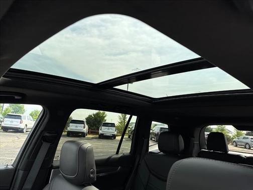 2025 Cadillac XT6 Premium Luxury AWD