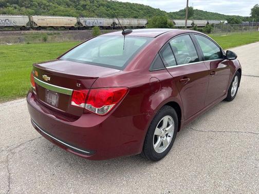 Red 2015 Chevrolet Cruze 1LT