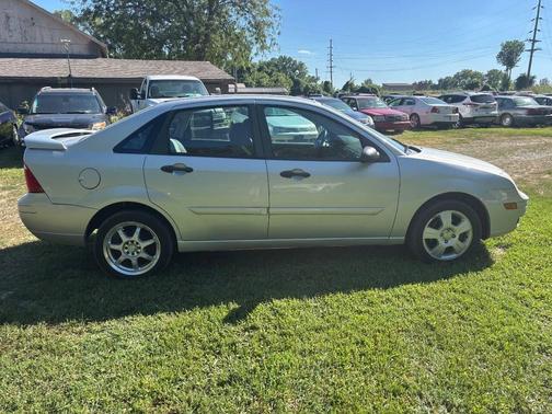 2006 Ford Focus ZX4 SES