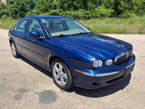 Pacific Metallic 2002 Jaguar X-Type 3.0L