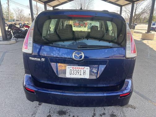 2010 Mazda Mazda5 Sport