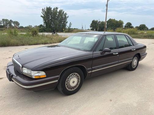 1995 Buick Park Avenue Base 4dr Sedan