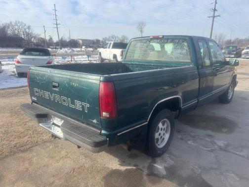 1995 Chevrolet 1500 C1500 Cheyenne 2dr Extended Cab Stepside SB