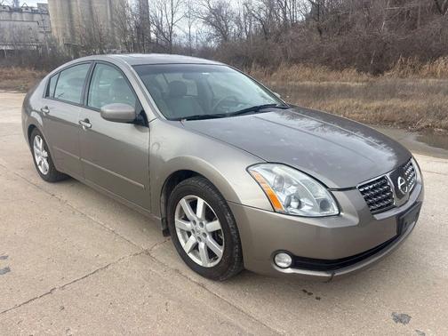 2005 Nissan Maxima SL