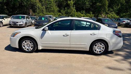 White 2012 Nissan Altima 2.5 S