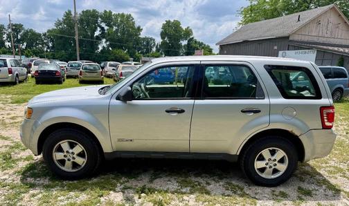 Silver Metallic Clearcoat 2008 Ford Escape XLS