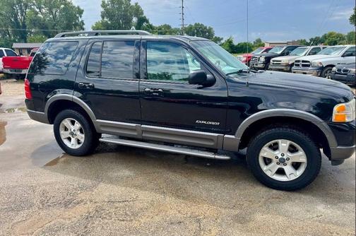 2004 Ford Explorer XLT