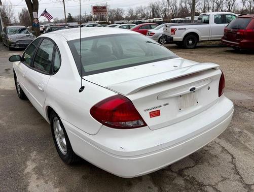 2007 Ford Taurus SE Fleet 4dr Sedan