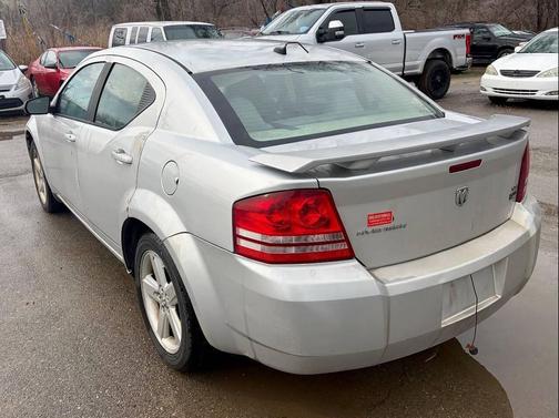 2008 Dodge Avenger SXT 4dr Sedan
