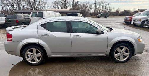 2008 Dodge Avenger SXT 4dr Sedan