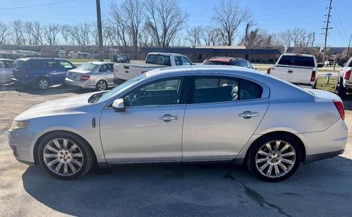 2011 Lincoln MKS Base