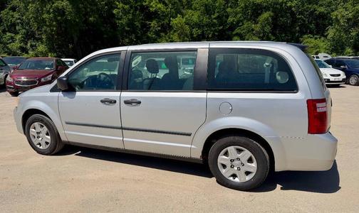 Silver 2008 Dodge Grand Caravan SE