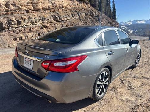2016 Nissan Altima 2.5 SR