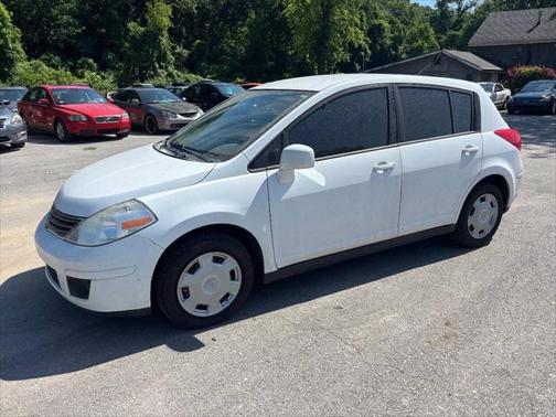 2011 Nissan Versa 1.8 S
