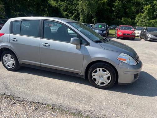 2012 Nissan Versa 1.8 S