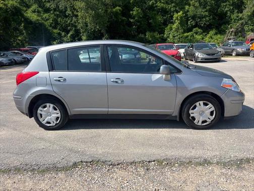 2012 Nissan Versa 1.8 S