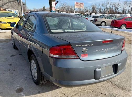 2002 Chrysler Sebring LX 4dr Sedan