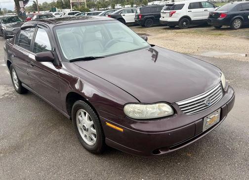 Burgundy 1999 Chevrolet Malibu LS