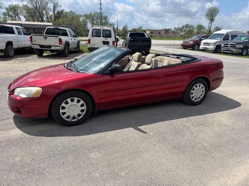 2004 Chrysler Sebring Base