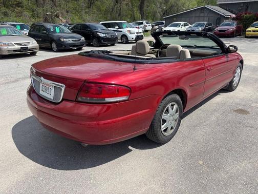 2004 Chrysler Sebring Base