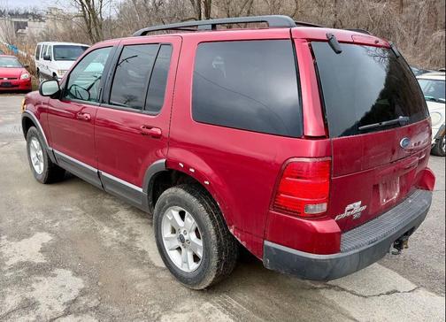 2003 Ford Explorer XLT