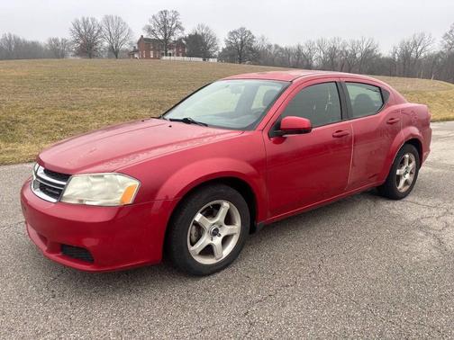 2012 Dodge Avenger SXT 4dr Sedan