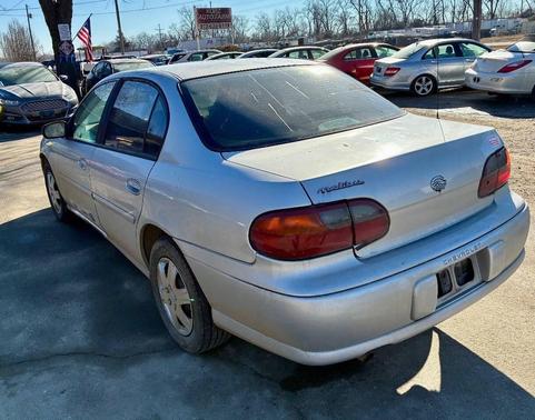 2003 Chevrolet Malibu Base