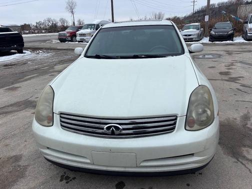 2003 INFINITI G35 Base
