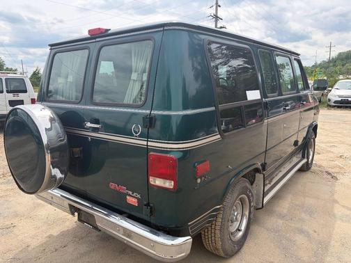 Green 1995 GMC Vandura G25 2dr Cargo